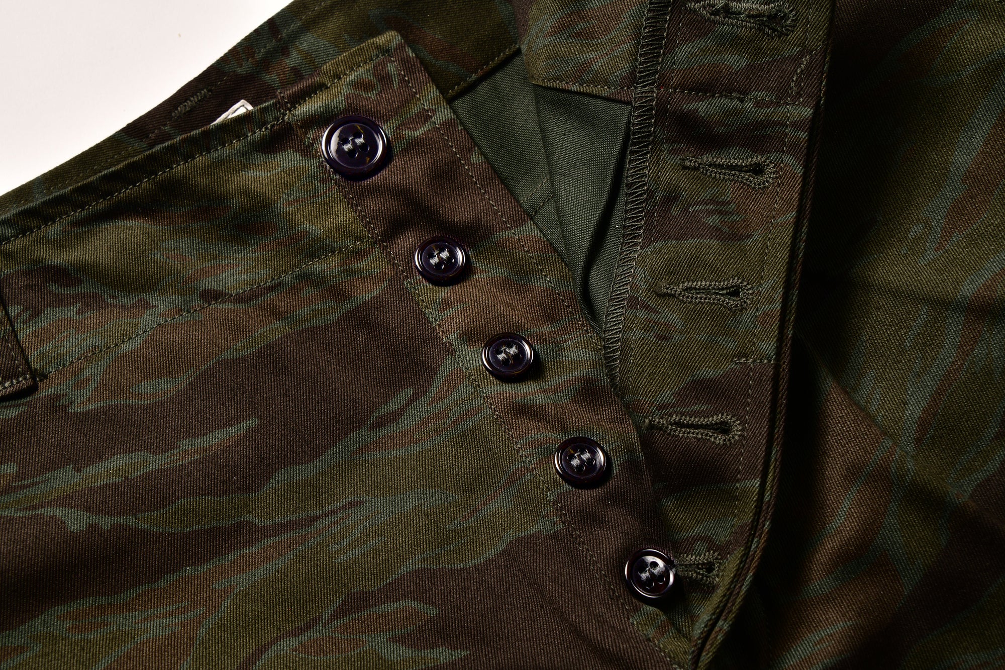 TIGER CAMOUFLAGE TROUSERS / BLACK OVER-DYE