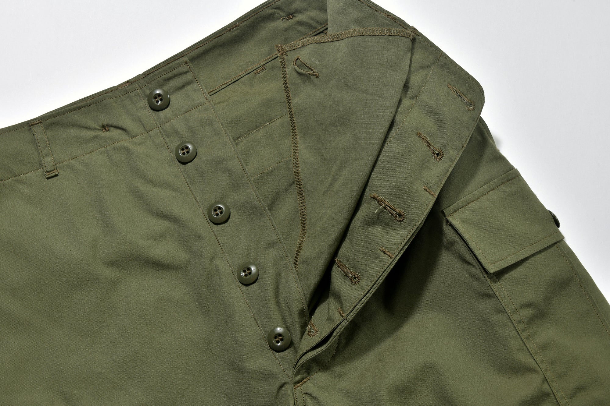TROUSERS, MAN'S, COMBAT, TROPICAL (MODEL 220)
