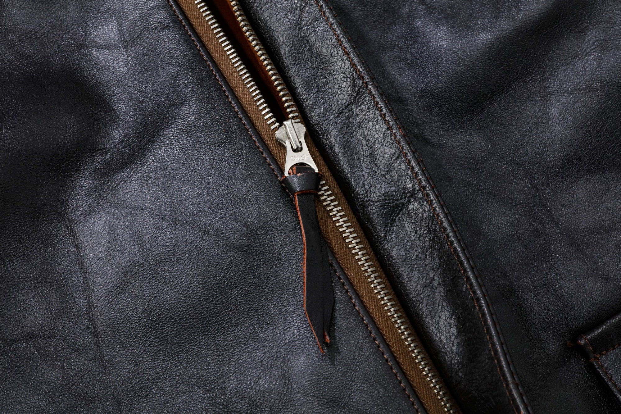 TYPE A-2 / CANYON RED